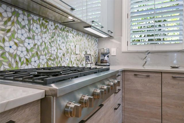 1749 LINCOLN PARK CIRCLE, Sarasota, FL 34236