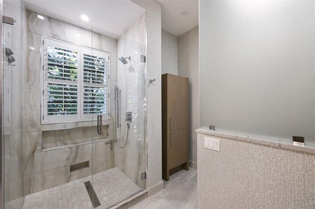 1749 LINCOLN PARK CIRCLE, Sarasota, FL 34236