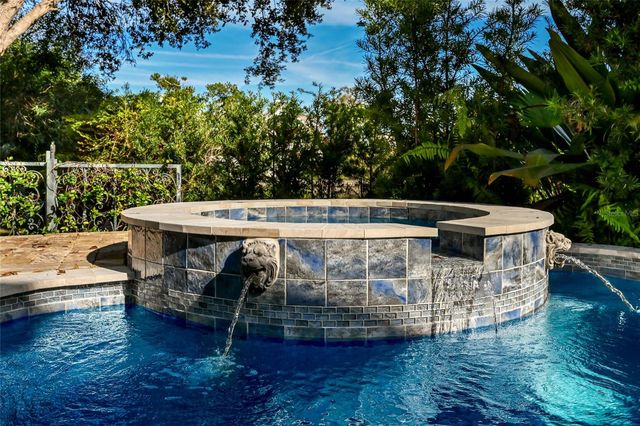 1749 LINCOLN PARK CIRCLE, Sarasota, FL 34236