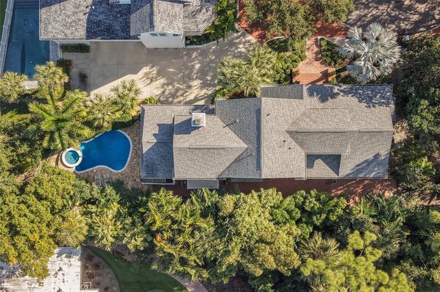 1749 LINCOLN PARK CIRCLE, Sarasota, FL 34236