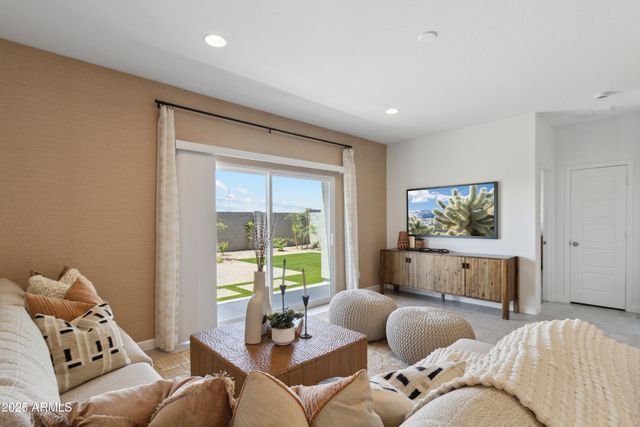 38195 W FRASCATI Avenue, Maricopa, AZ 85138