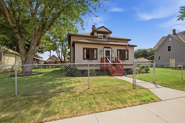 125 3rd Avenue S, South Saint Paul, MN 55075