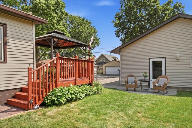 125 3rd Avenue S, South Saint Paul, MN 55075