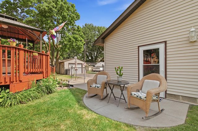 125 3rd Avenue S, South Saint Paul, MN 55075