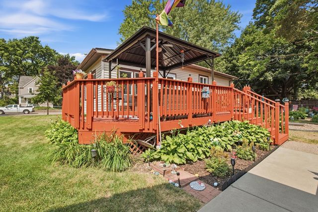 125 3rd Avenue S, South Saint Paul, MN 55075