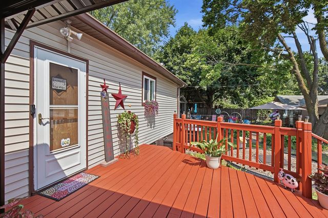 125 3rd Avenue S, South Saint Paul, MN 55075
