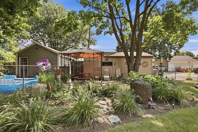 125 3rd Avenue S, South Saint Paul, MN 55075