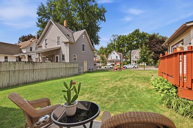125 3rd Avenue S, South Saint Paul, MN 55075