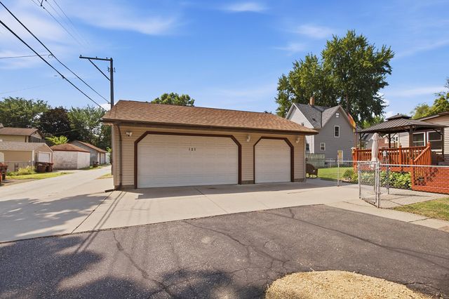 125 3rd Avenue S, South Saint Paul, MN 55075