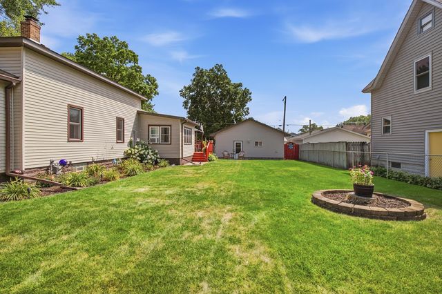 125 3rd Avenue S, South Saint Paul, MN 55075