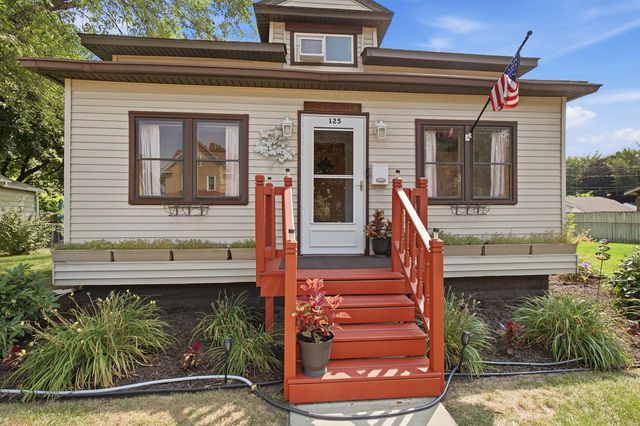 125 3rd Avenue S, South Saint Paul, MN 55075