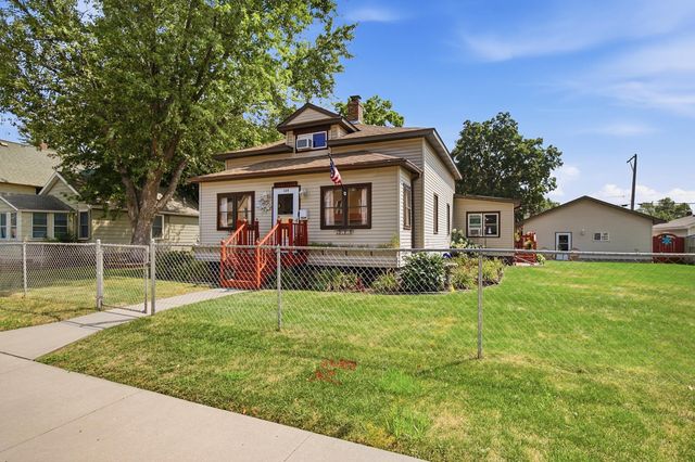 125 3rd Avenue S, South Saint Paul, MN 55075