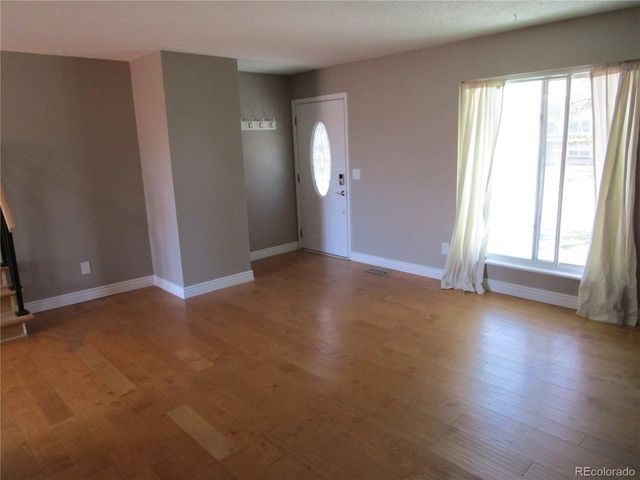 1291 S Olathe Way, Aurora, CO 80017