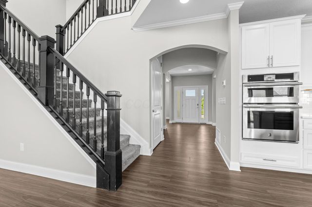 324 W Wind Road, Delaware, OH 43015