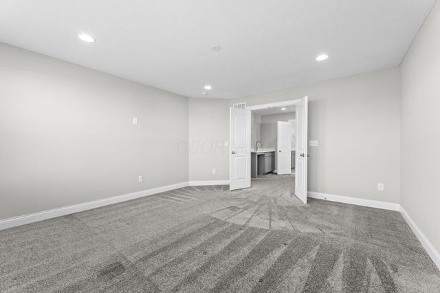 324 W Wind Road, Delaware, OH 43015