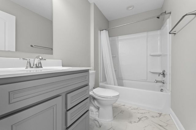 324 W Wind Road, Delaware, OH 43015