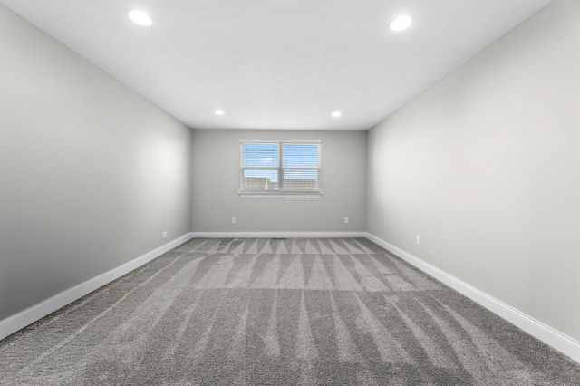 324 W Wind Road, Delaware, OH 43015