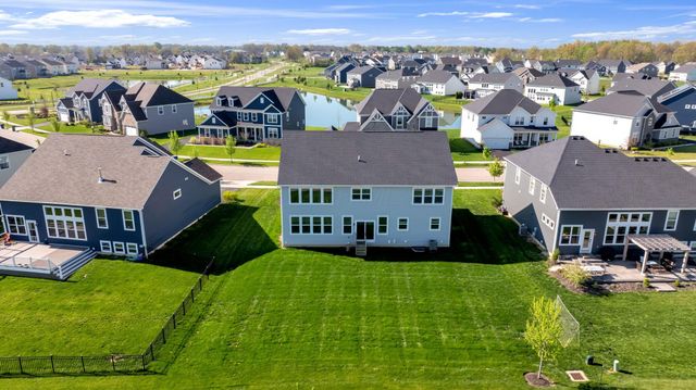 324 W Wind Road, Delaware, OH 43015