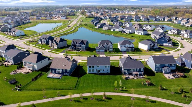 324 W Wind Road, Delaware, OH 43015