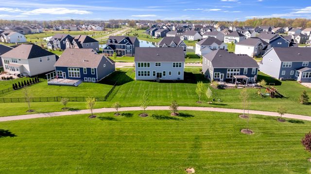 324 W Wind Road, Delaware, OH 43015