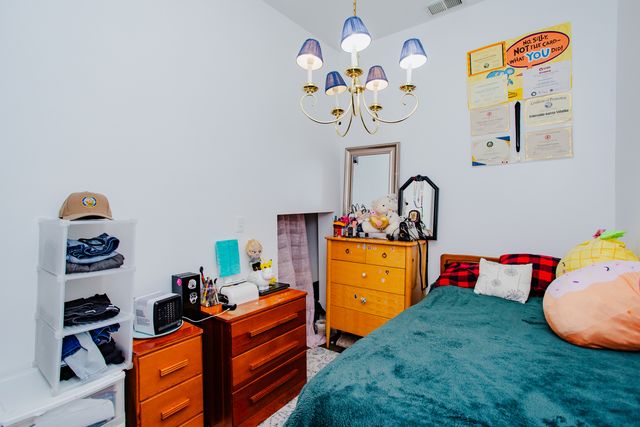 822 11th Street, North Chicago, IL 60064