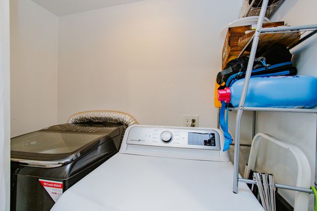 822 11th Street, North Chicago, IL 60064