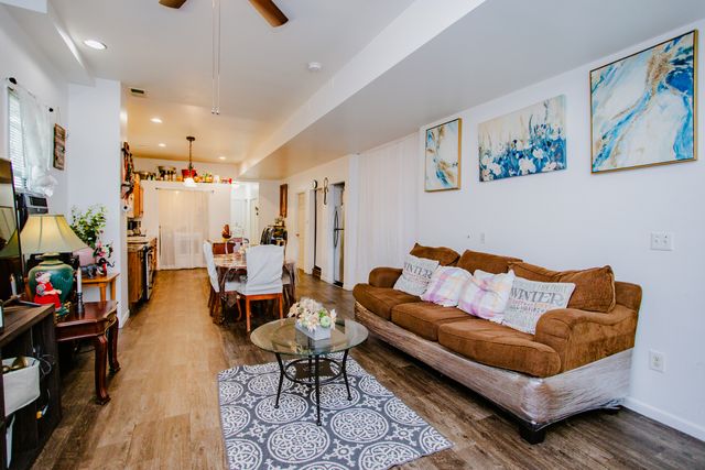 822 11th Street, North Chicago, IL 60064