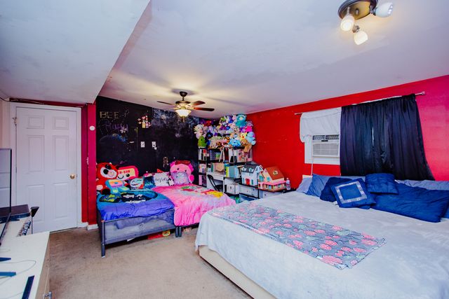 822 11th Street, North Chicago, IL 60064