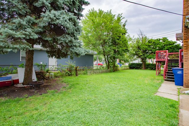 822 11th Street, North Chicago, IL 60064