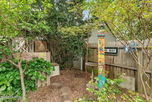 85 Valley Avenue, Highlands, NJ 07732