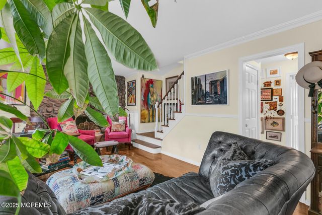 85 Valley Avenue, Highlands, NJ 07732