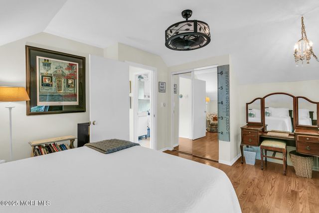 85 Valley Avenue, Highlands, NJ 07732