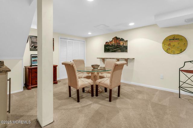 85 Valley Avenue, Highlands, NJ 07732