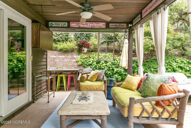 85 Valley Avenue, Highlands, NJ 07732