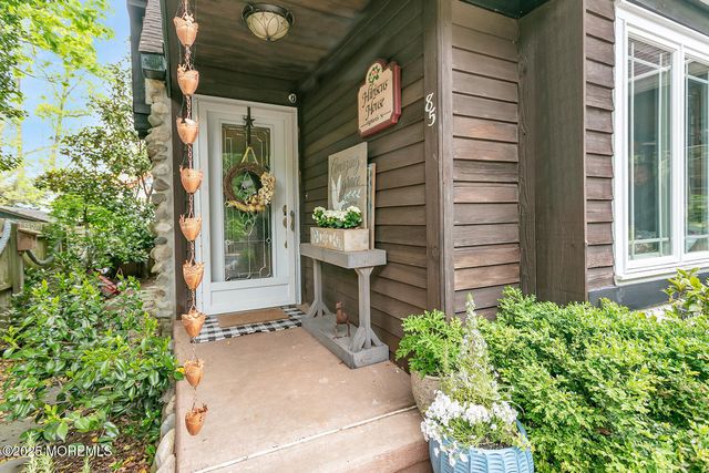 85 Valley Avenue, Highlands, NJ 07732