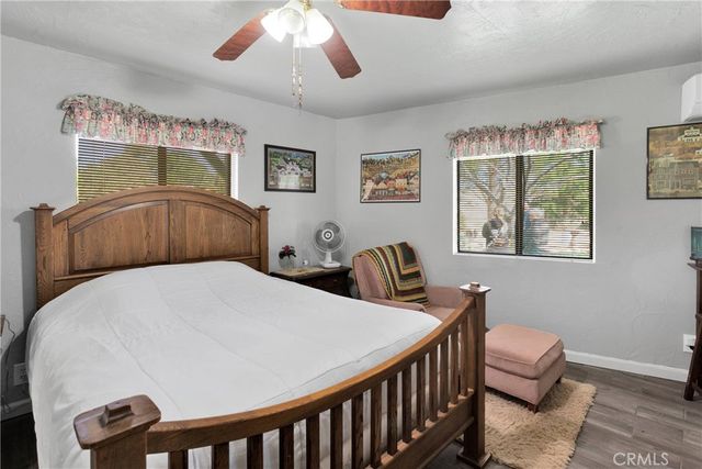 13633 Summit Valley Road, Hesperia, CA 92345