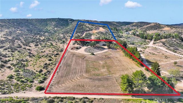 13633 Summit Valley Road, Hesperia, CA 92345