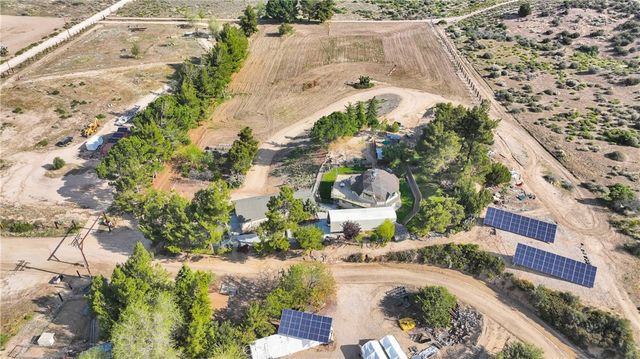 13633 Summit Valley Road, Hesperia, CA 92345
