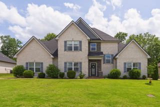 1223 Emmie Reece Dr, Smyrna, TN 37167