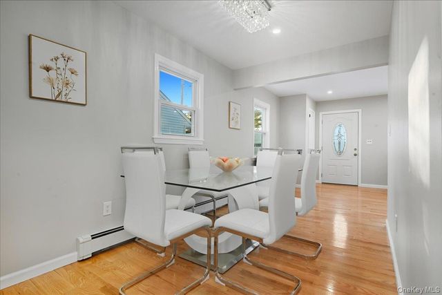 70 Nevada Street, Hicksville, NY 11801