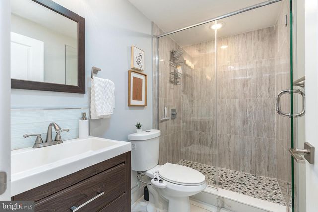 1817 N LEITHGOW ST, Philadelphia, PA 19122