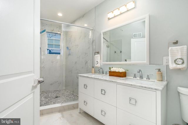 1817 N LEITHGOW ST, Philadelphia, PA 19122