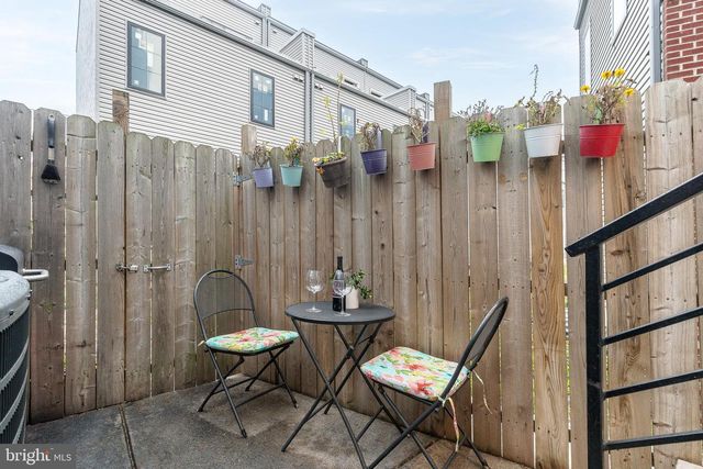 1817 N LEITHGOW ST, Philadelphia, PA 19122