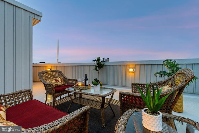 1817 N LEITHGOW ST, Philadelphia, PA 19122