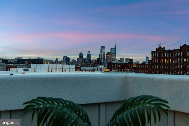 1817 N LEITHGOW ST, Philadelphia, PA 19122