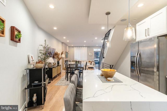 1817 N LEITHGOW ST, Philadelphia, PA 19122