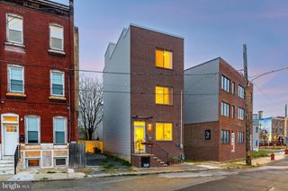 1817 N LEITHGOW ST, Philadelphia, PA 19122