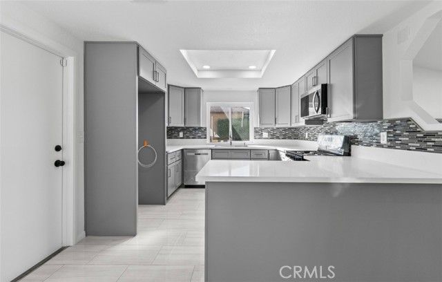 15352 Linden, Hesperia, CA 92345