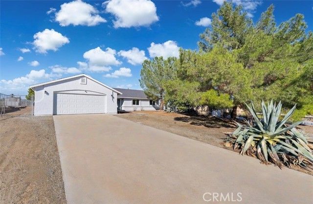 15352 Linden, Hesperia, CA 92345