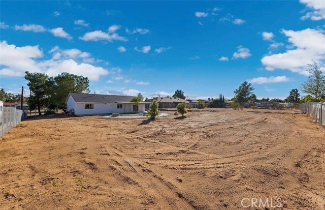15352 Linden, Hesperia, CA 92345